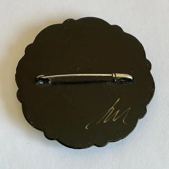 Vintage Russian Hand Painted Floral Wood Brooch With C Clasp - Picture 4 of 4